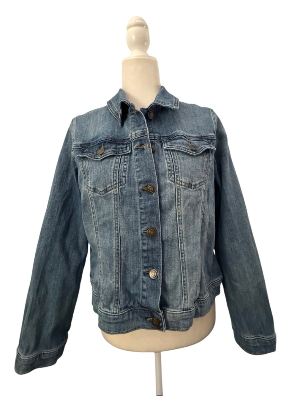 G by Giuliana Light Blue Denim Jacket Tiger Floral Embroidery Trucker SZ M